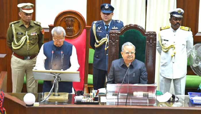 राज्यपाल विश्वभूषण हरिचंदन ने छत्तीसगढ़ की ६वीं विधानसभा को संबोधित किया, साथ ही शुरू किया पहला सत्र