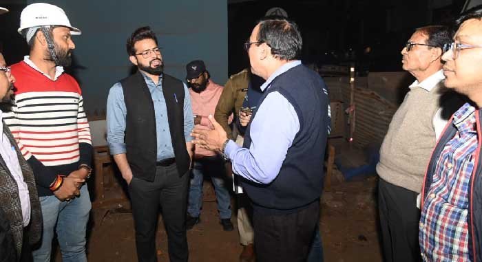 कलेक्टर मीणा ने किया फ्लाई ओवर का निरीक्षण