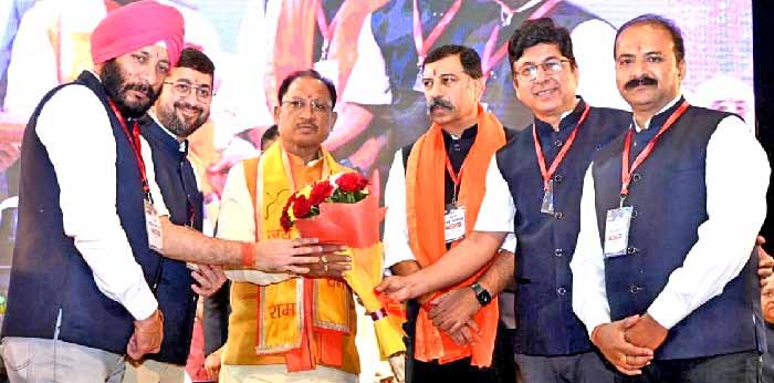 रायपुर में व्यापार और उद्योगों के विकास के लिए मुख्यमंत्री श्री विष्णु देव साय की प्रेरणा