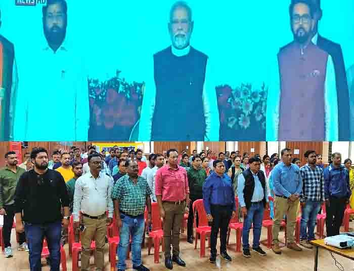 27वें राष्ट्रीय युवा महोत्सव, नगर निगम द्वारा सभागार में सीधा प्रसारण 27वें राष्ट्रीय युवा महोत्सव, नगर निगम द्वारा सभागार में सीधा प्रसारण