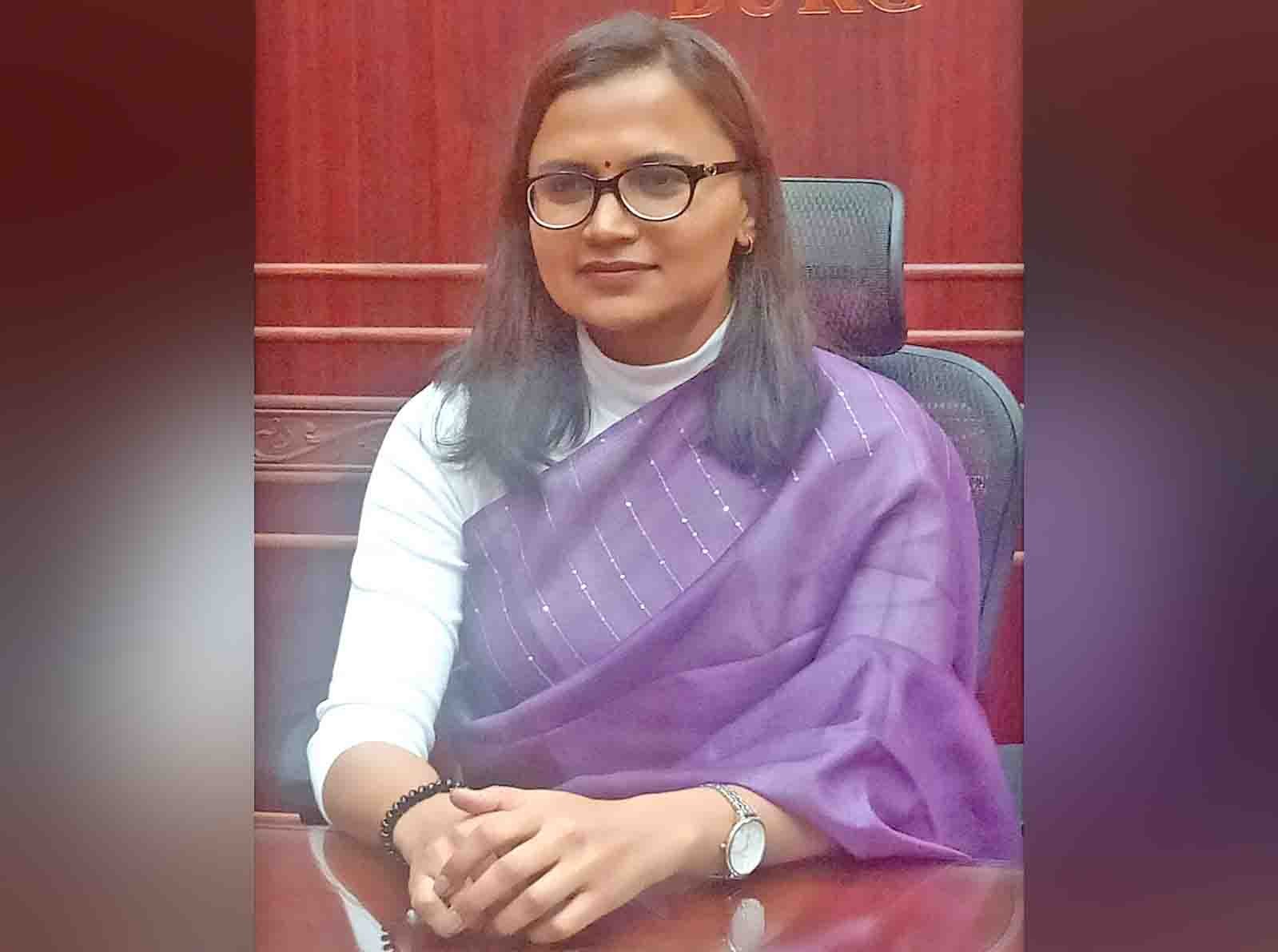 नव पदस्थ कलेक्टर ऋचा प्रकाश चौधरी ने पदभार ग्रहण किया