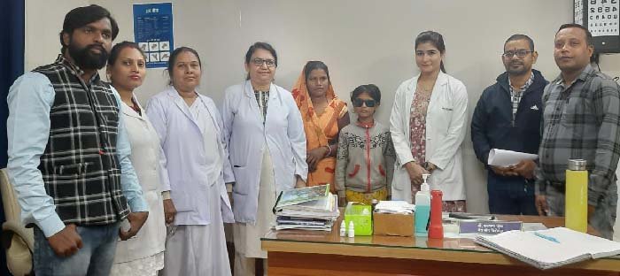 बालोद जिला से जन्मजात मोतियाबिंद से पीड़ित बच्ची का जिला चिकित्सालय दुर्ग में हुआ सफल ऑपरेशन