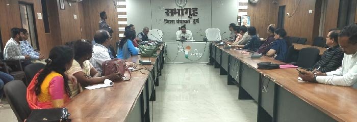 स्वीप की बैठक में मतदाता सूची में नाम जुड़वाने पर जोर