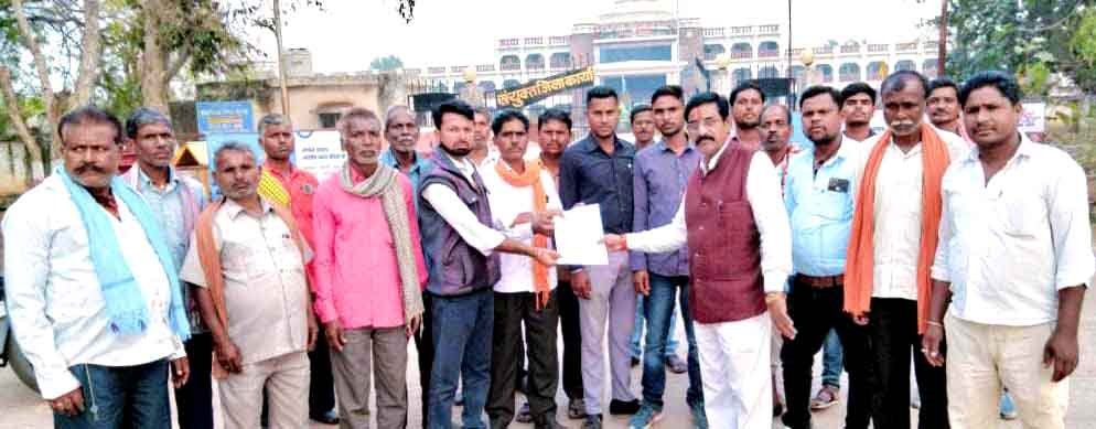 शिवसेना की आपील: बिजली वोल्टेज समस्या से परेशान किसानों को न्याय दिलाने की मांग