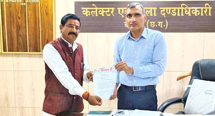 शिवसेना ने छत्तीसगढ़ में असामयिक वर्षा के चलते किसानों के लिए प्रधानमंत्री फसल बीमा योजना राशि की मांग की