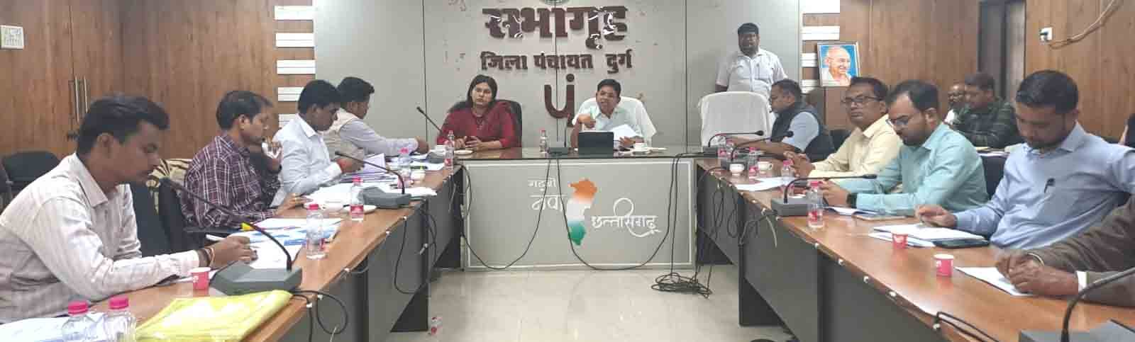 मुख्य कार्यपालन अधिकारी श्री अश्वनी देवांगन ने की निर्माण कार्यो की समीक्षा