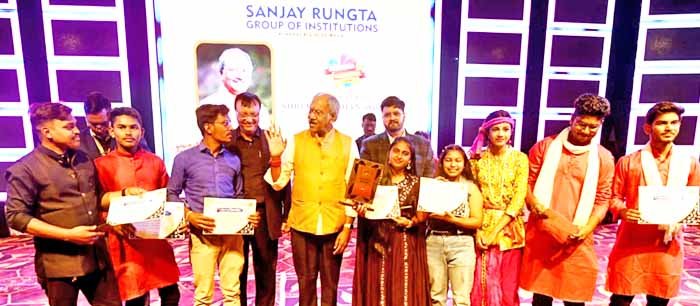 रूंगटा ग्रुप ऑफ इंस्टीट्यूशंस भिलाई के वार्षिक उत्सव सह प्रतियोगिता कार्निवल 2024 में शामिल हुए स्कूल शिक्षा मंत्री श्री अग्रवाल