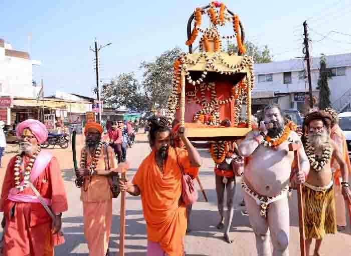 राजिम में धार्मिक अनुष्ठान का सीधा परिचय – ‘राजिम कुंभ’ कल्प का आयोजन संतों के धार्मिक आगमन के साथ