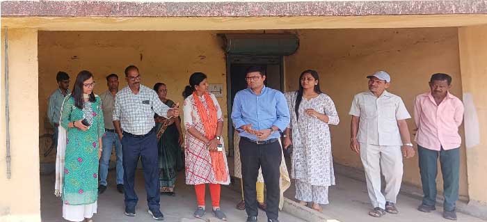 कलेक्टर ने नवीन हाईजेनिक मार्केट का किया निरीक्षण