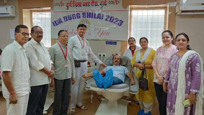 रक्तदान शिविर से 25 यूनिट रक्त किया गया एकत्रित