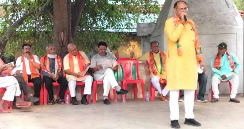 भाजपा के जिला नेताओं का दुर्ग लोकसभा क्षेत्र में प्रचार-प्रसार अभियान: मोदी सरकार के उपलब्धियों पर दिया जोर