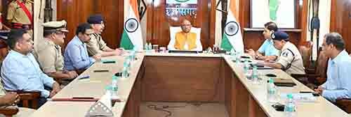 आज का दिन ऐतिहासिक, दंड के स्थान पर न्याय को प्राथमिकता देने वाले कानून देशभर में लागू : मुख्यमंत्री विष्णु देव साय आज का दिन ऐतिहासिक, दंड के स्थान पर न्याय को प्राथमिकता देने वाले कानून देशभर में लागू : मुख्यमंत्री विष्णु देव साय