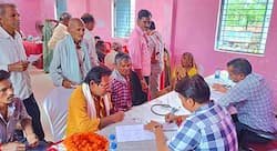 नि:शुल्क वृद्धजन आयुष स्वास्थ्य शिविर का आयोजन: गोढ़ी में 70 वृद्ध रोगियों को मिला लाभ नि:शुल्क वृद्धजन आयुष स्वास्थ्य शिविर का आयोजन: गोढ़ी में 70 वृद्ध रोगियों को मिला लाभ