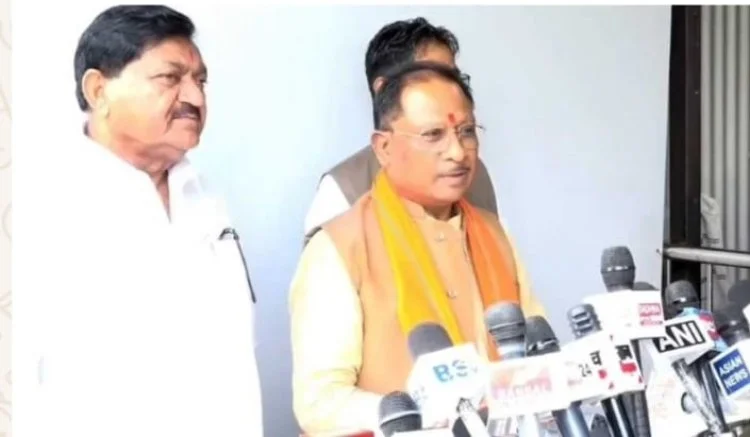 मुख्यमंत्री ने कर्मचारियों को दीपावली तोहफा, महंगाई भत्ते में 4% की बढ़ोतरी मुख्यमंत्री ने कर्मचारियों को दीपावली तोहफा, महंगाई भत्ते में 4% की बढ़ोतरी