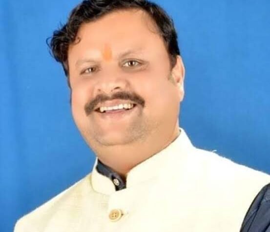 अहिवारा पालिका अध्यक्ष के द्वारा मितानिनों का हुआ सम्मान