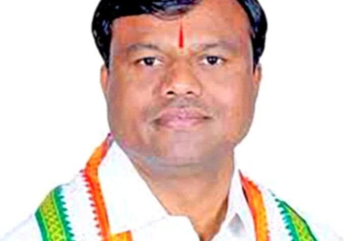 आरक्षक भर्ती घोटाले की सीबीआई जांच करवाया जाये – दीपक बैज
