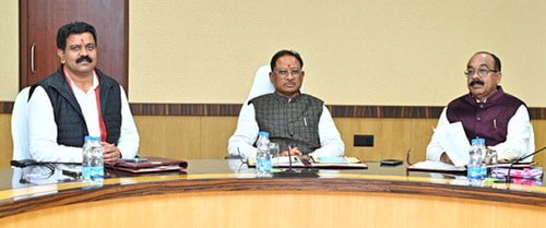 मुख्यमंत्री श्री विष्णु देव साय की अध्यक्षता में आज यहां मंत्रालय महानदी भवन में आयोजित कैबिनेट की बैठक में अनेक महत्वपूर्ण निर्णय लिए गए मुख्यमंत्री श्री विष्णु देव साय की अध्यक्षता में आज यहां मंत्रालय महानदी भवन में आयोजित कैबिनेट की बैठक में अनेक महत्वपूर्ण निर्णय लिए गए