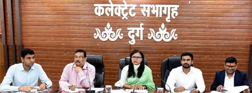 आवेदनों के त्वरित समाधान के लिए सारथी पोर्टल पर विशेष ध्यान दें: कलेक्टर