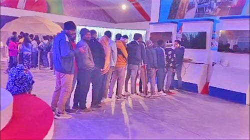 मुख्यमंत्री श्री विष्णुदेव साय के नेतृत्व में बढ़ते छत्तीसगढ़ को देखने के लिए महाकुम्भ में श्रद्धालुओं में उत्साह