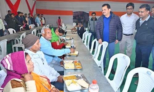 मुख्यमंत्री विष्णुदेव साय 13 फरवरी को महाकुंभ स्नान के लिए पहुंचेंगे प्रयागराज मुख्यमंत्री विष्णुदेव साय 13 फरवरी को महाकुंभ स्नान के लिए पहुंचेंगे प्रयागराज