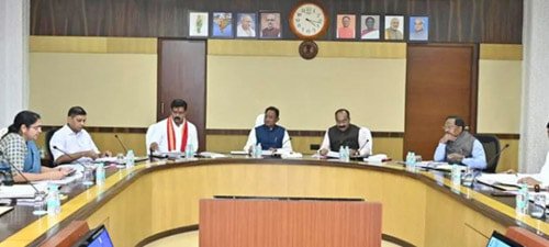 छत्तीसगढ़ कैबिनेट बैठक: आबकारी नीति, औद्योगिक विकास और उपभोक्ता मामलों पर लिए गए अहम निर्णय