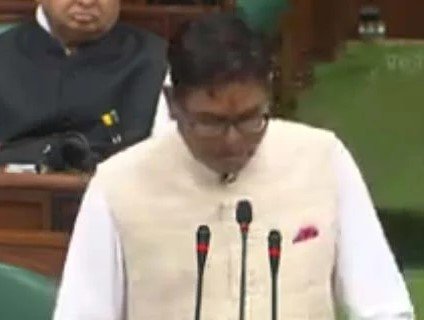 आम जनता और कर्मचारियों की बल्ले-बल्ले: पेट्रोल सस्ता, डीए में इज़ाफ़ा