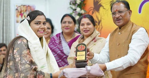 अंतर्राष्ट्रीय महिला दिवस पर ‘महतारी वंदन अभिनंदन’ का भव्य आयोजन