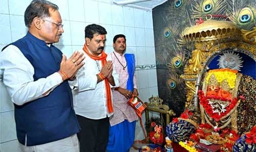 मुख्यमंत्री विष्णु देव साय ने माता कौशल्या की पूजा-अर्चना कर प्रदेशवासियों की सुख-समृद्धि की कामना की