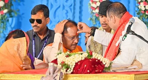 हम सबका परम सौभाग्य है कि मायाली में पूज्य पंडित प्रदीप मिश्रा जी के श्रीमुख से शिव महापुराण कथा का हो रहा वाचन: मुख्यमंत्री विष्णुदेव साय