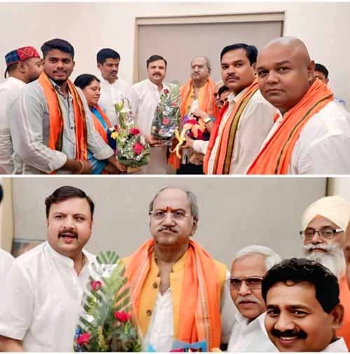 अहिवारा विधानसभा के जनप्रतिनिधियों ने सांसद श्री बृजमोहन अग्रवाल को जन्मदिन की शुभकामनाएं दीं अहिवारा विधानसभा के जनप्रतिनिधियों ने सांसद श्री बृजमोहन अग्रवाल को जन्मदिन की शुभकामनाएं दीं
