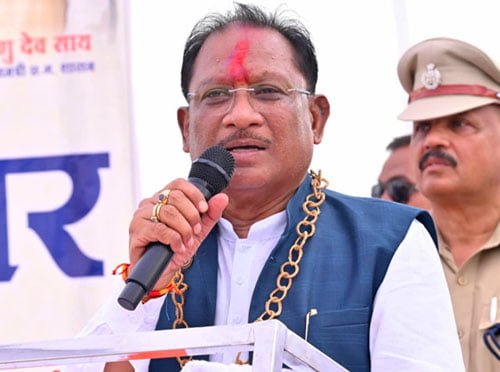 दलदली के जंगलों में गूंजा विकास का स्वर: मुख्यमंत्री श्री साय के दौरे से वनांचल में पेयजल, आवास और जनकल्याण योजनाओं की पहुँची सौगात