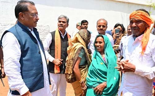 समाधान के संकल्प के साथ आगे बढ़ रहा सुशासन तिहार