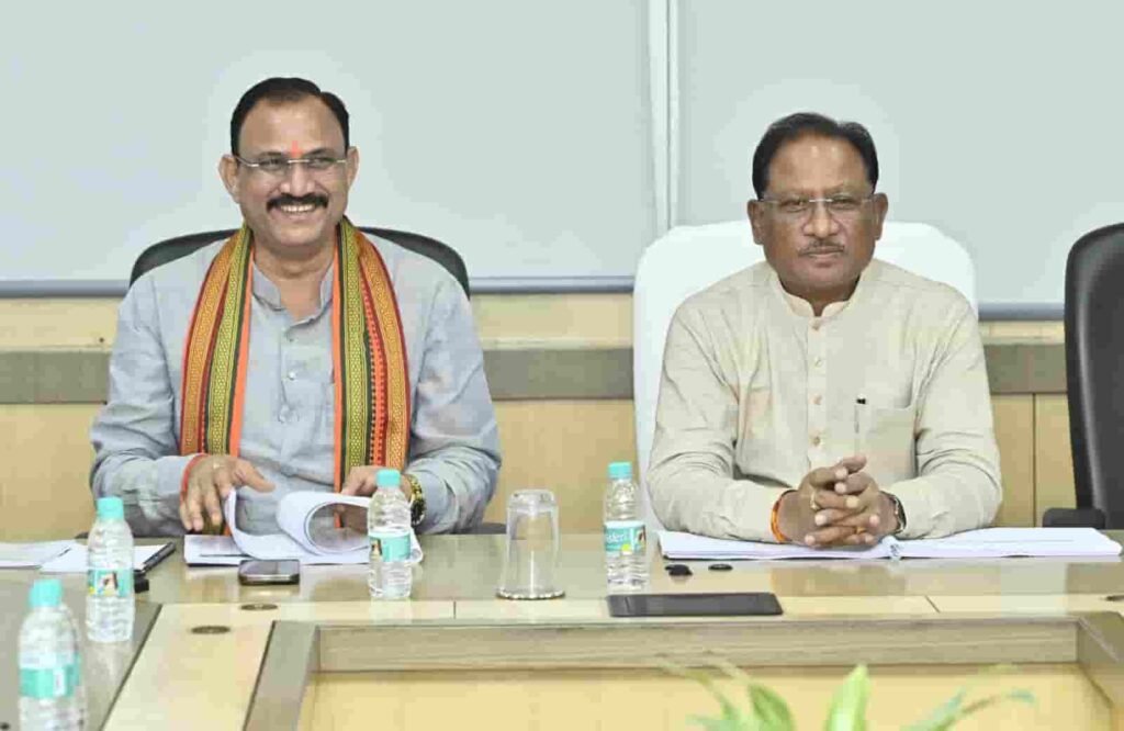 अंतिम व्यक्ति तक सुनिश्चित हो दवाइयों की पहुंच: मुख्यमंत्री विष्णुदेव साय अंतिम व्यक्ति तक सुनिश्चित हो दवाइयों की पहुंच: मुख्यमंत्री विष्णुदेव साय