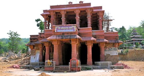 पाटेश्वर आश्रम में भव्य एवं विशाल माँ कौशल्या धाम का निर्माण अंतिम चरण में 
