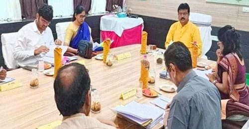 अनुकम्पा नियुक्ति को मिली स्वीकृति, कर्मचारियों के हित में महंगाई भत्ते में वृद्धि: नागरिक आपूर्ति निगम की संचालक मंडल की बैठक सम्पन्न