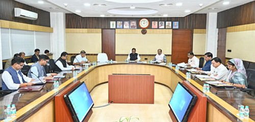 ब्रेकिंग: मुख्यमंत्री विष्णु देव साय की अध्यक्षता में मंत्रालय, महानदी भवन में कैबिनेट की बैठक शुरू