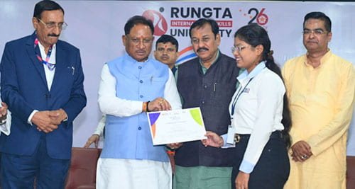 छत्तीसगढ़ को स्किल हब बनाने की दिशा में ऐतिहासिक पहल: मुख्यमंत्री विष्णुदेव साय ने कहा – “समाज के हर वर्ग की भागीदारी से ही बनेगा विकसित छत्तीसगढ़”