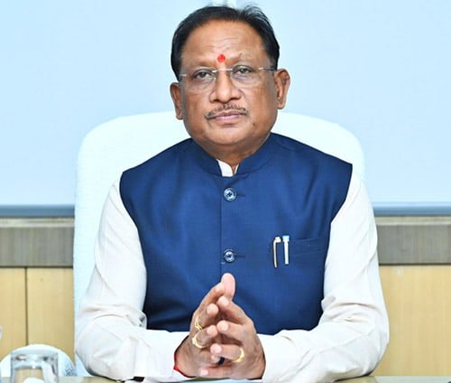 छत्तीसगढ़ में नक्सल उन्मूलन की दिशा में बड़ी सफलता: बीजापुर में ₹24 लाख के इनामी सहित 9 माओवादियों ने किया आत्मसमर्पण