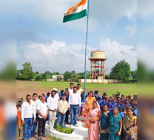 नंदनी खुंदनी में स्वतंत्रता दिवस पर ध्वजारोहण एवं राष्ट्रभक्ति का आयोजन