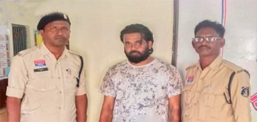 11 साल से फरार हत्या का आरोपी पुलिस की गिरफ्त में