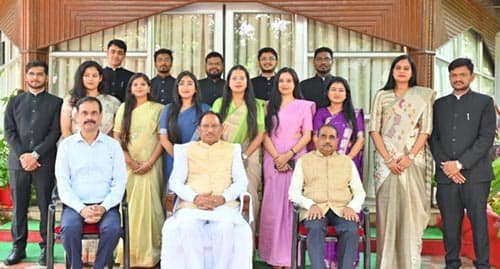 जनता की समस्याओं को हल करने में राज्य प्रशासनिक सेवा के अधिकारियों की है अहम भूमिका – मुख्यमंत्री विष्णुदेव साय