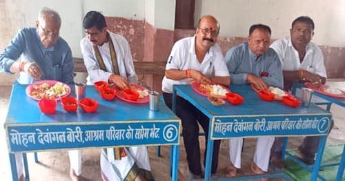 पूर्व मंत्री ताम्रध्वज साहू पहुंचे लिमतरा आश्रम