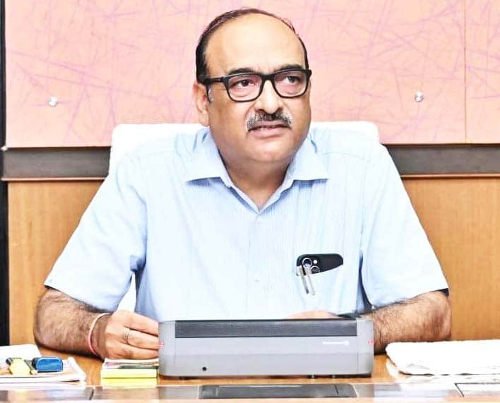 मुख्यमंत्री के निर्देशों पर त्वरित अमल सुनिश्चित करें: मुख्य सचिव विकास शील