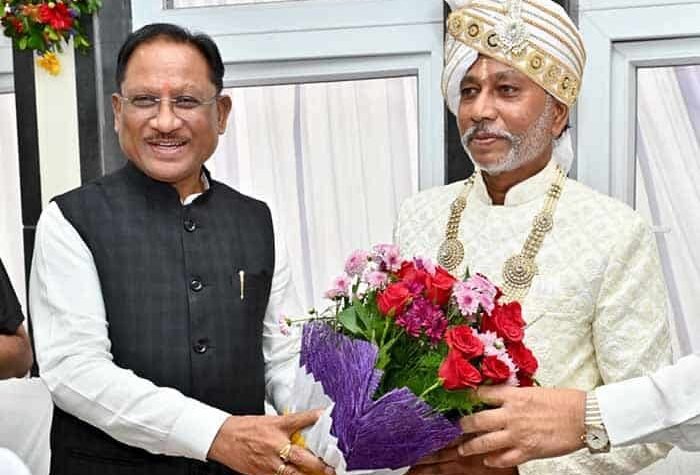 मुख्यमंत्री साय गुरु खुशवंत साहेब के गृहप्रवेश कार्यक्रम में हुए शामिल