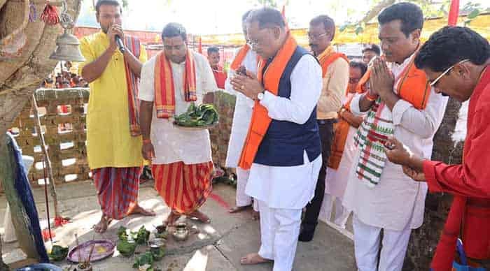 संतों की कृपा और जनता के विश्वास से ही संभव हुआ सुशासन का दीपोत्सव: मुख्यमंत्री विष्णु देव साय