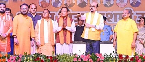 डब्लू आर एस कॉलोनी में रावण दहन: राज्यपाल रमेन डेका और मुख्यमंत्री विष्णु देव साय की उपस्थिति में उमड़ा उत्साह