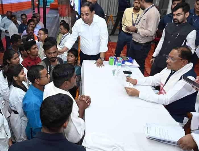 मुख्यमंत्री विष्णु देव साय ने खिलाड़ियों को हरसंभव सहयोग का भरोसा दिया