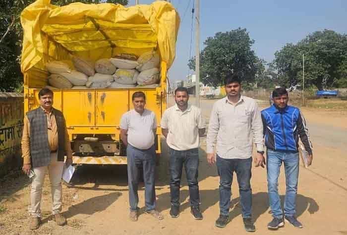 कार्रवाई : अवैध रूप से भंडारित 75 बोरी धान जब्त