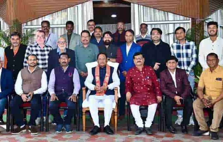 जब शब्द बनें सफ़र—पत्रकारिता से पर्यटन को मिल रही नई उड़ान