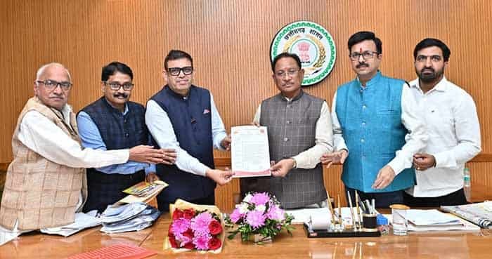 CAIT प्रतिनिधियों ने मुख्यमंत्री साय से की सौजन्य मुलाकात, स्वदेशी संकल्प यात्रा का दिया आमंत्रण